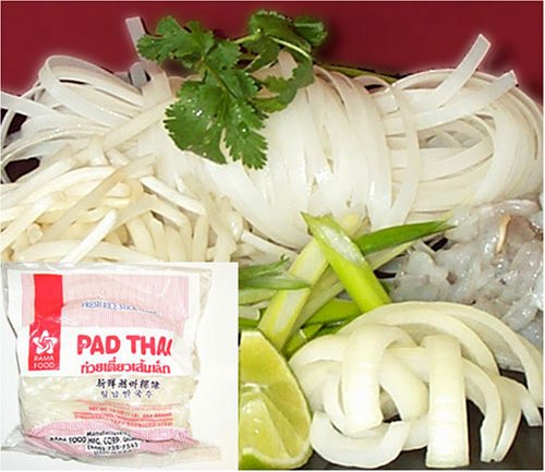 Pad Thai Rice Noodle Fresh 1 Lb. by tastepadthai