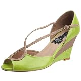Velvet Bee Circle Wedge Sandal
