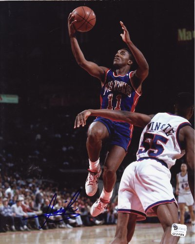 Isaiah Thomas signed autographed 8 x 10 photo Detroit Pistons GAI