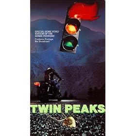 Twin Peaks -  Premiere Episode [VHS]