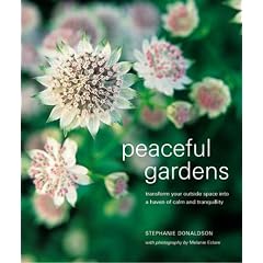 Peaceful Gardens: transform your garden into a haven of calm and tranquillity