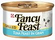 Fancy Feast Gourmet Cat Food, Grilled Tuna Feast in Gravy, 3-Ounce Cans (Pack of 24)