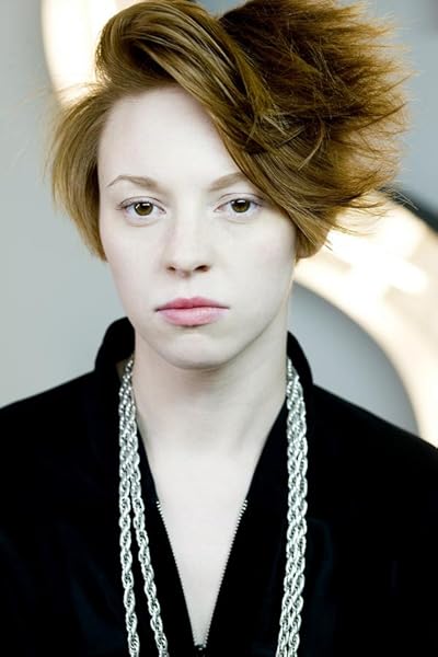 elly jackson la roux. Elly Jackson from La Roux
