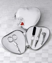Manicure Set in Silver Heart Pouch, 1