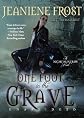One Foot in the Grave (A Night Huntress Novel, Book 2) (Night Huntress Novels) [Audio CD]