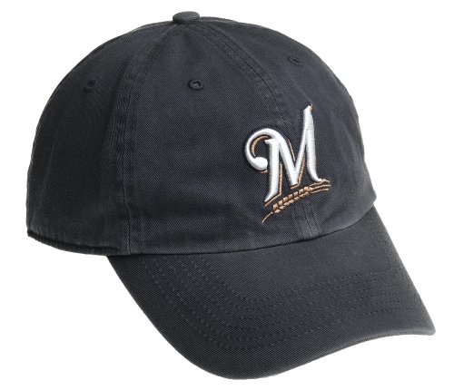Milwaukee Brewers Franchise Fitted Baseball Cap (Medium)