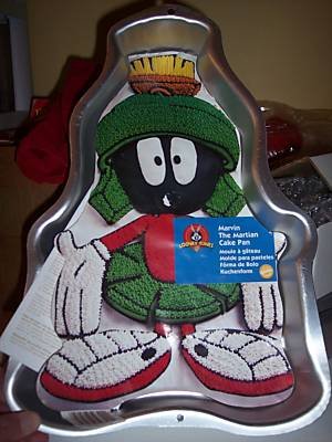 WILTON (Looney Tunes) Marvin the Martian Cake Pan