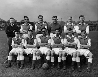 The Wigan - Art Print - Medium - 28x35cm