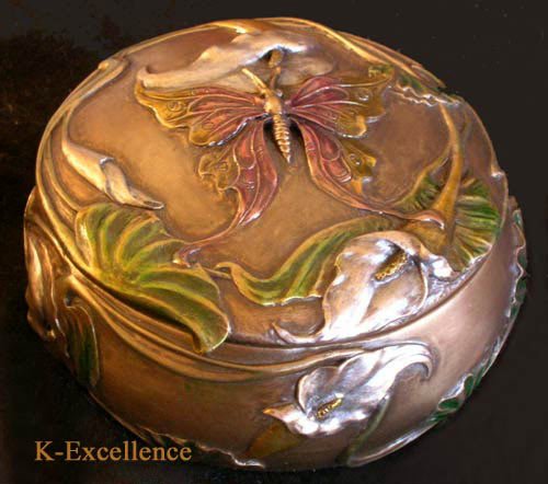 Art Nouveau - Butterfly Box - Collectible Figurine Statue Sculpture