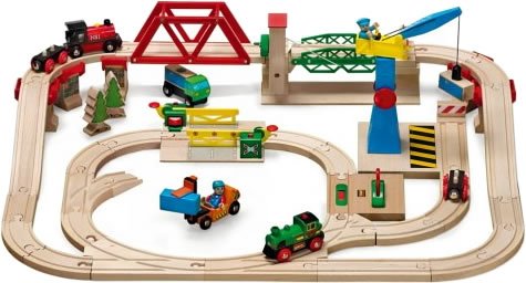 BRIO Freight Yard Set