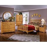 Cottage Pine Slat Bedroom Set (Queen) by Vaughan-Bassett
