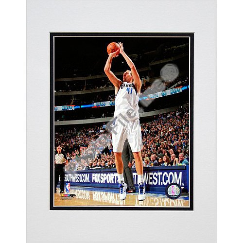 Photo File Dallas Mavericks Dirk Nowitzki 8X10 Matted Photo