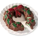 Chocolate Holly Wreath with Mint Filling - Wisconsin Cheeseman