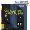 Petit chat noir a peur du soir