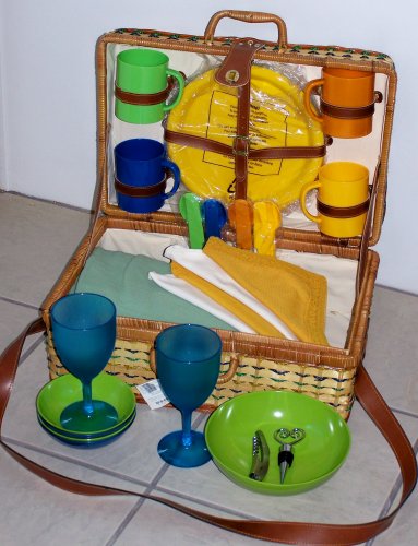 Large Rectangle Bamboo/Wicker Picnic Wine Basket