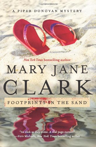 Footprints in the Sand: A Piper Donovan Mystery (Piper Donovan/Wedding Cake Mysteries)
