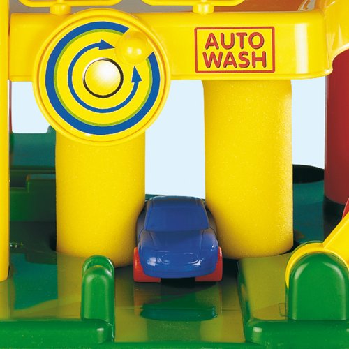 Wader Garage And Ramps Playset With Cars