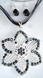 Victorian Black Rhinestones Flower Necklace Earrings Set 51Wx3Z37MbL. SL160 Victorian Black Rhinestones Flower Necklace Earrings Set