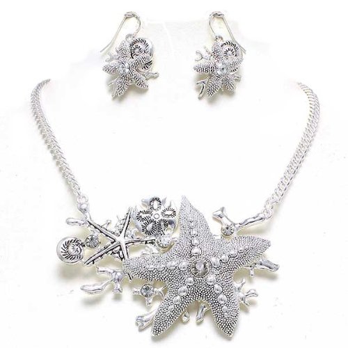 Beautiful Chunky Silvertone Starfish Sea Life Ocean Fantasy Statement Necklace and Earrings Set Fashion Jewelry