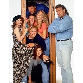 ELIZABETH BERKLEY AS JESSICA 'JESSIE' MYRTLE SPANO, DUSTIN DIAMOND AS SAMUEL 'SCREECH' POWERS, MARK-PAUL GOSSELAAR AS ZACHARY 'ZACK' MORRIS, MARIO L�PEZ AS ALBERT CLIFFORD 'A.C.' SLATER, TIFFANI THIESSEN AS KELLY KAPOWSKI FROM SAVED BY THE BELL #1 - COLOUR Movie Photo - (4 Different Photograph & POSTER Sizes Available)