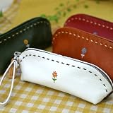 【GUATE(グアテ)】花刺繍のレザーペンケース スポーク