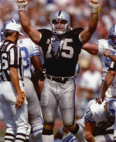 HOWIE LONG OAKLAND RAIDERS 8X10 SPORTS ACTION PHOTO (1)