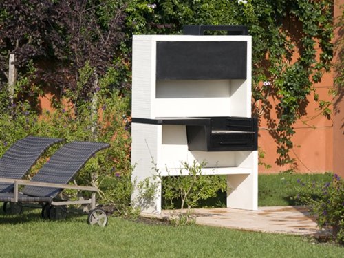 Ciro - Barbecue FOLDED PLAN FULL - blanc et noir