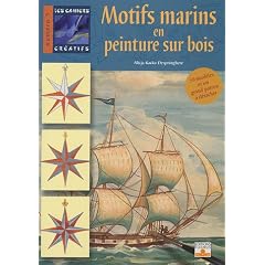 Motifs marins en peinture sur bois