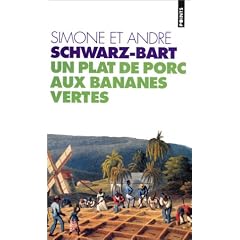 Un plat de porc aux bananes vertes