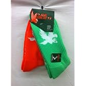 Flow Society Authentic Lacrosse Gear Socks Flow Eagle Glow One Neon Green, One Neon Orange pair (This is a pack of 2 pairs of socks.) Size Medium Fits Shoe 4-8.5