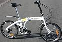WHITE FOLDING BIKE/ 20" ALLOY WHEELS/ SHIMANO GEARS