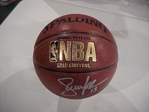 STEVE NASH AUTOGRAPHED HAND SIGNED NBA BASKETBALL - PHOENIX SUNS