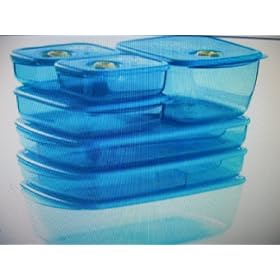 Tupperware 7 Piece Vent N Serve Family Set in Aqua by Tupperware