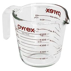 Pyrex Prepware 2-Cup Measuring Cup, Clear with Red Measurements