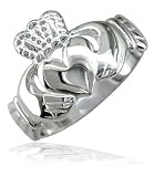 Claddagh Ring in 10K