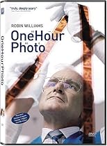 One Hour Photo (Widescreen Edition)