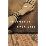 Disappearing Moon Cafe: A Novel