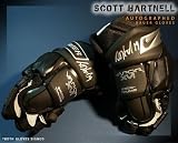 Scott Hartnell Philadelphia Flyers Autographed/Hand Signed Bauer Model Gloves