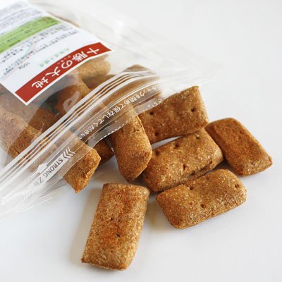無添加国産ペットフード『十勝の大地』クッキー 100g　（ニンジン）