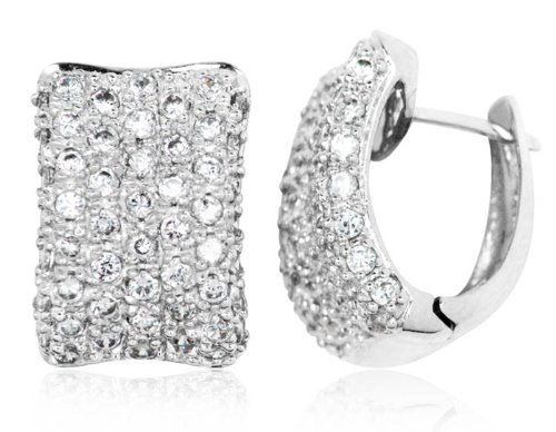 14KホワイトゴールドとキュービックジルコニアワイドHuggieピアス 14k White Gold and Cubic Zirconia Wide Huggie Earrings