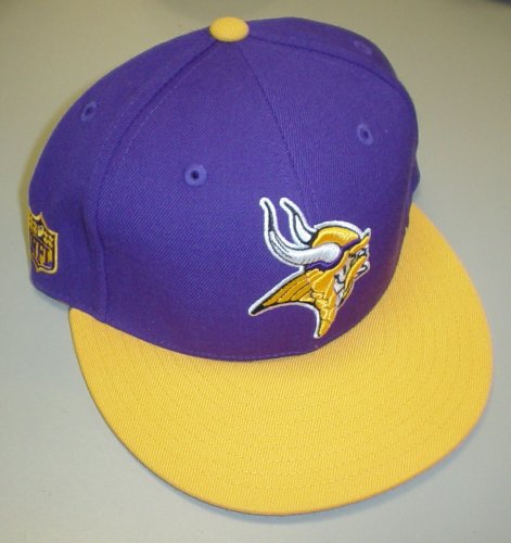 Minnesota Vikings Structured Fitted Reebok Hat Size 7
