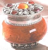Sandalwood Scented Candle