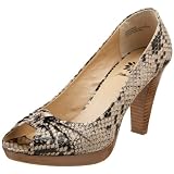 Yellow Box Womens Amanda Pump