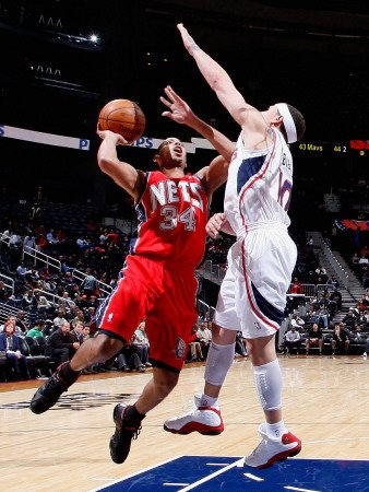 New Jersey Nets v Atlanta Hawks: Devin Harris and Mike Bibby Photographic Poster Print by Kevin Cox, 30x40