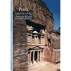 Petra: Lost City of the Ancient World (Discoveries)