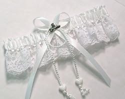 Hats Off Deluxe Garter