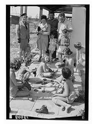 Home: Photo: Children of the settlement of Gat busy polishing their shoes - HistoricalFindings