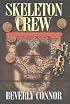 Skeleton Crew: A Lindsay Chamberlain Novel (Lindsay Chamberlain Mysteries)