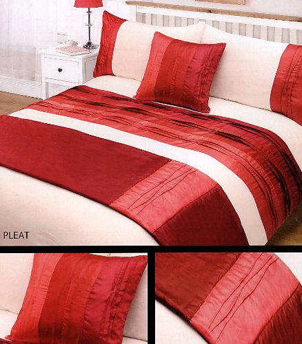 Pleat Red Off White Bed In A Bag Bedding Set, Double Bed