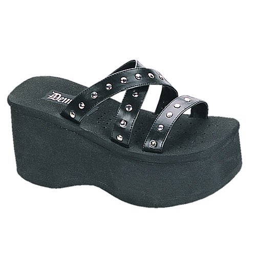 FUNN-19 black pu/studs-size 6
